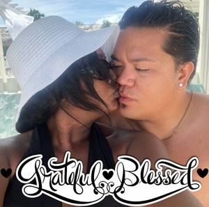 Meet your Posher, Geenie